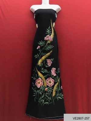 1635830091 vai ao dai ve dep (5)